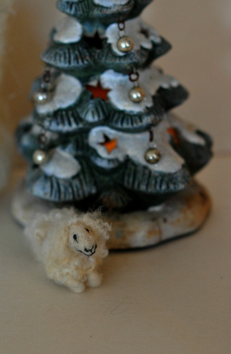 Needle Felted  Wool Animals- -Nativity- Nativity Sets - Waldorf inspired Sheep---Nativity set-needle felt by Daria Lvovsky-For custom orders