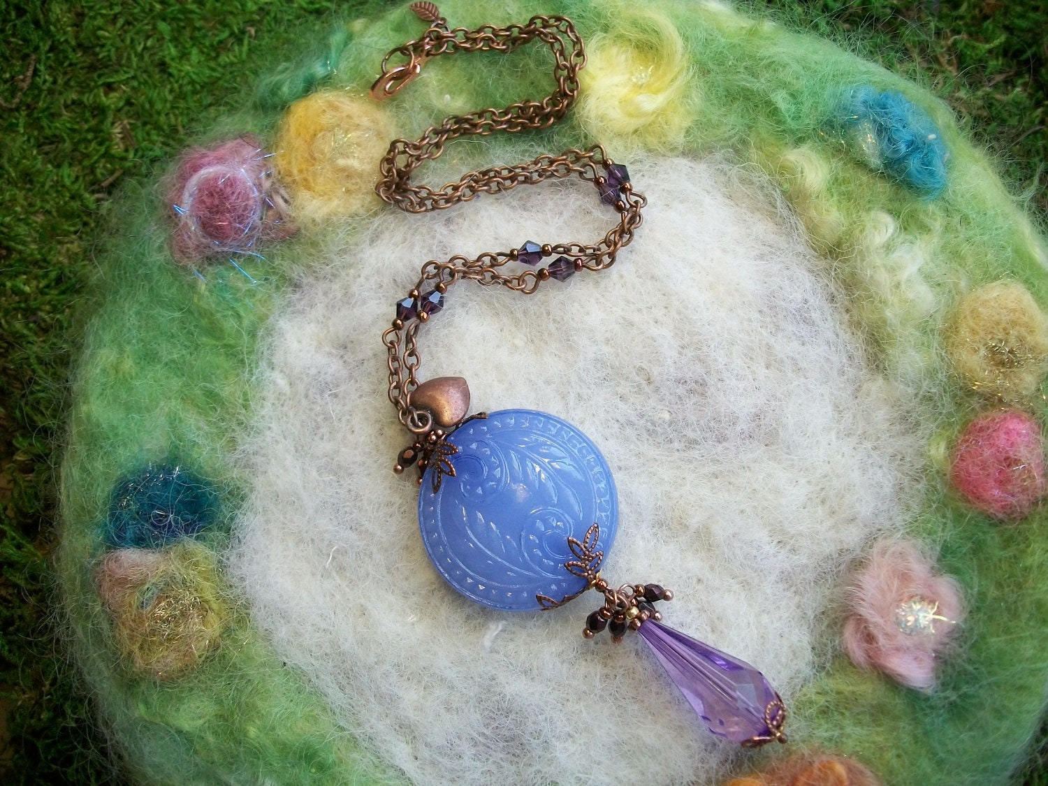 Necklace, Beautiful Vintage Lucite with Copper