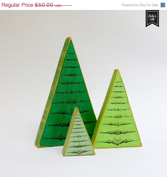 ON SALE Tonal Greens Vintage Inspired Wood Christmas Tree Set - EdiesLab