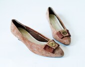 Vintage Kitten Heel Suede Flats Size 7.5 Cinnamon Medallion