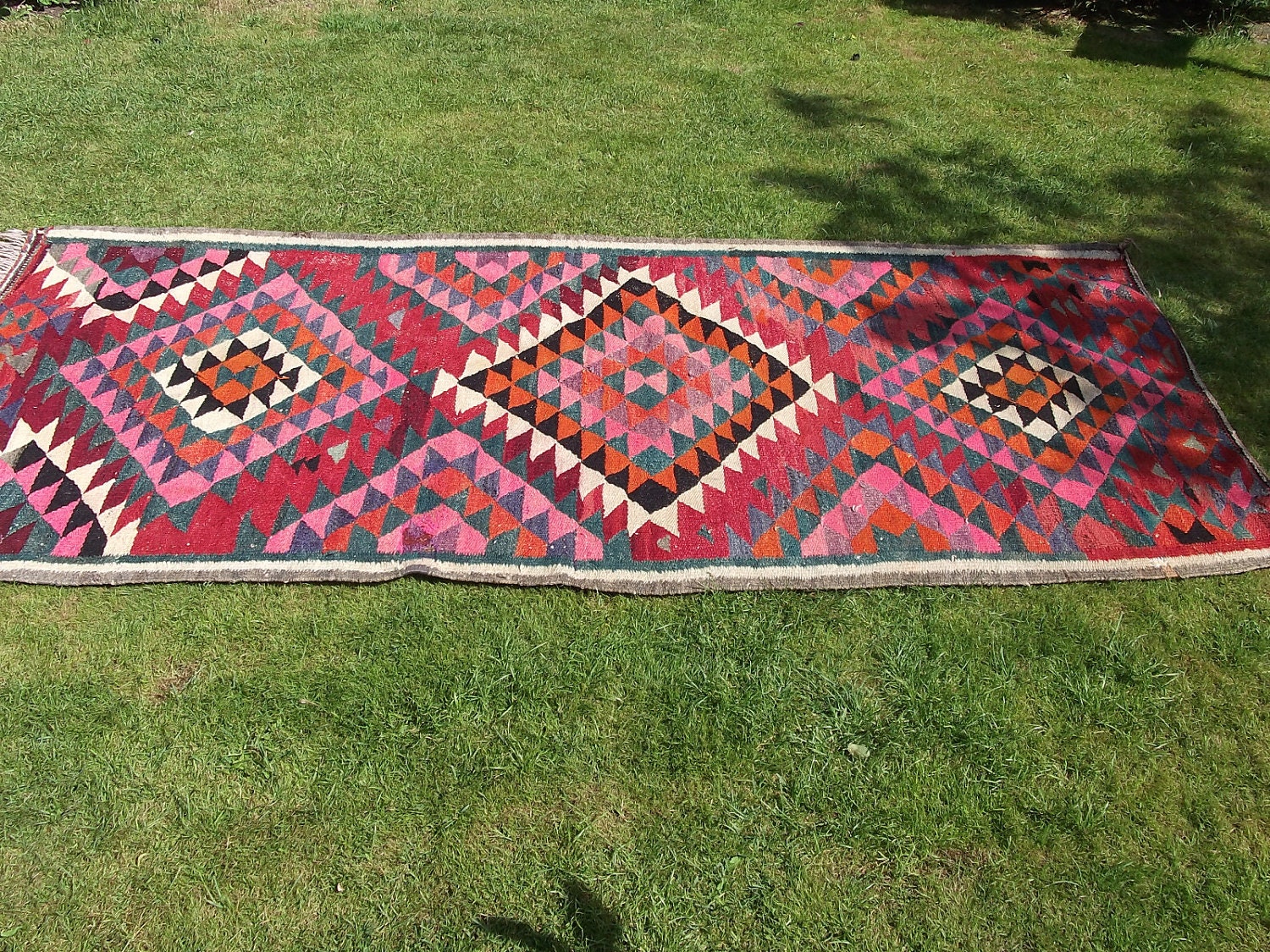 Vibrant Woven Persian Kilim. 8 ft x 4 ft. Bright Wool Rug/Kilim/Carpet Runner. Afghanistan.