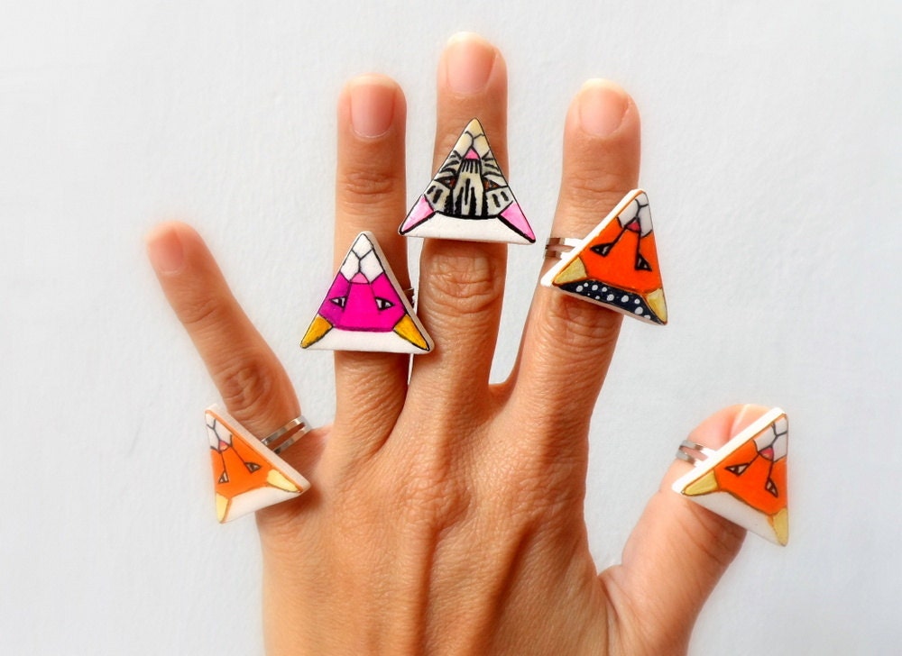 Cat Ring, Modern Geometric Triangle Ring -Stripe Cat