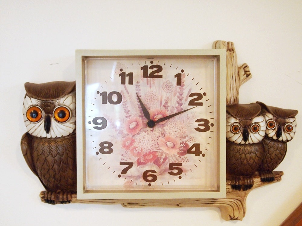 vintage Family of Owls Wall Clock, Burwood Products Company