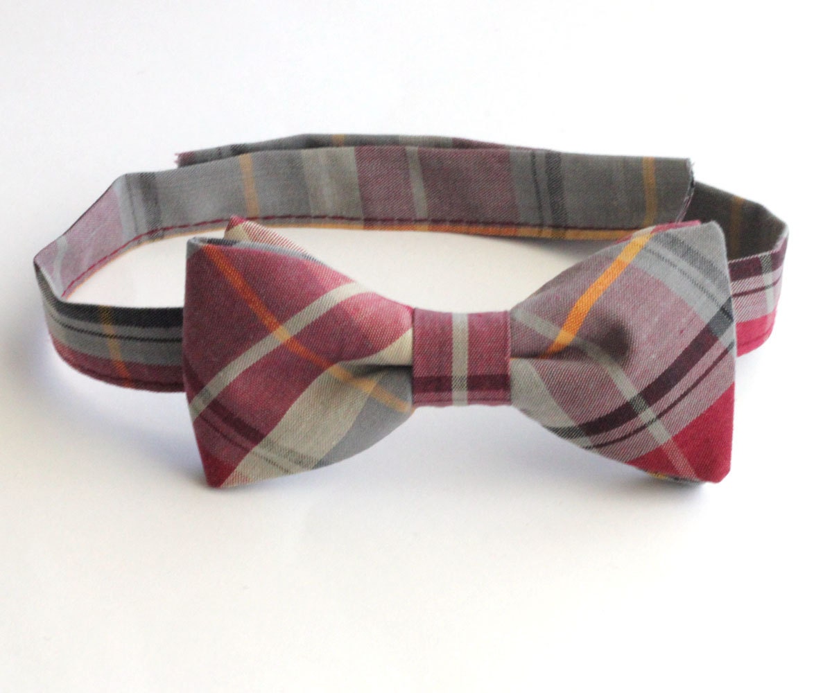 Kids Bow Tie - Maroon and Grey Plaid Bow Tie for little boys - perfect for Christmas photo prop