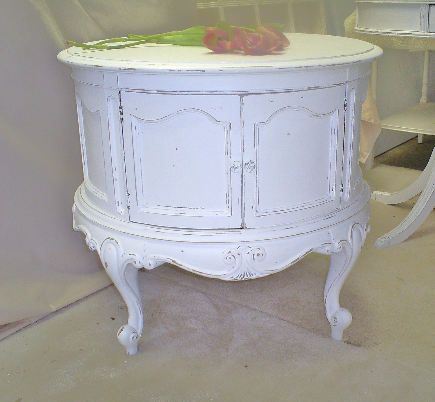Shabby chic table   white distressed