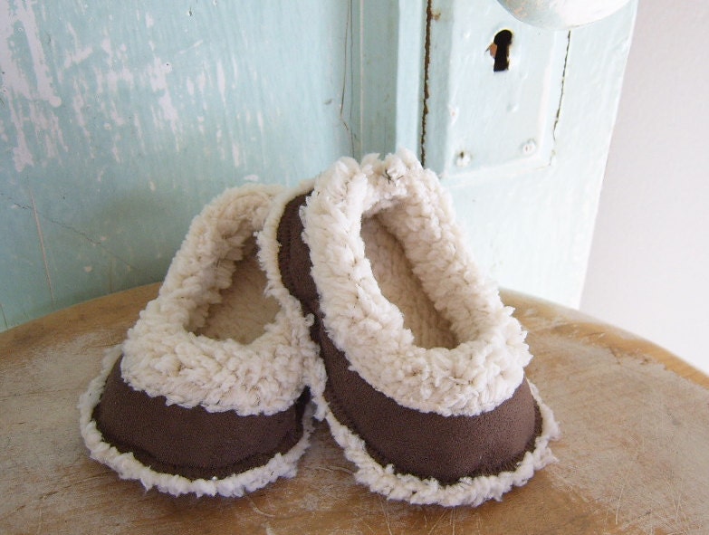 Baby Shoe Pattern - Lambs Wool and Suede Baby Loafers Size newborn to 2T