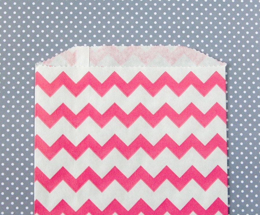 Pink Chevron Goody Bags / Favor Bags / Treat Bags (20) - 5 x 7.5 inches - Midi Size