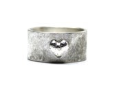 Wide Sterling Silver 3D Heart Ring - Heartprint