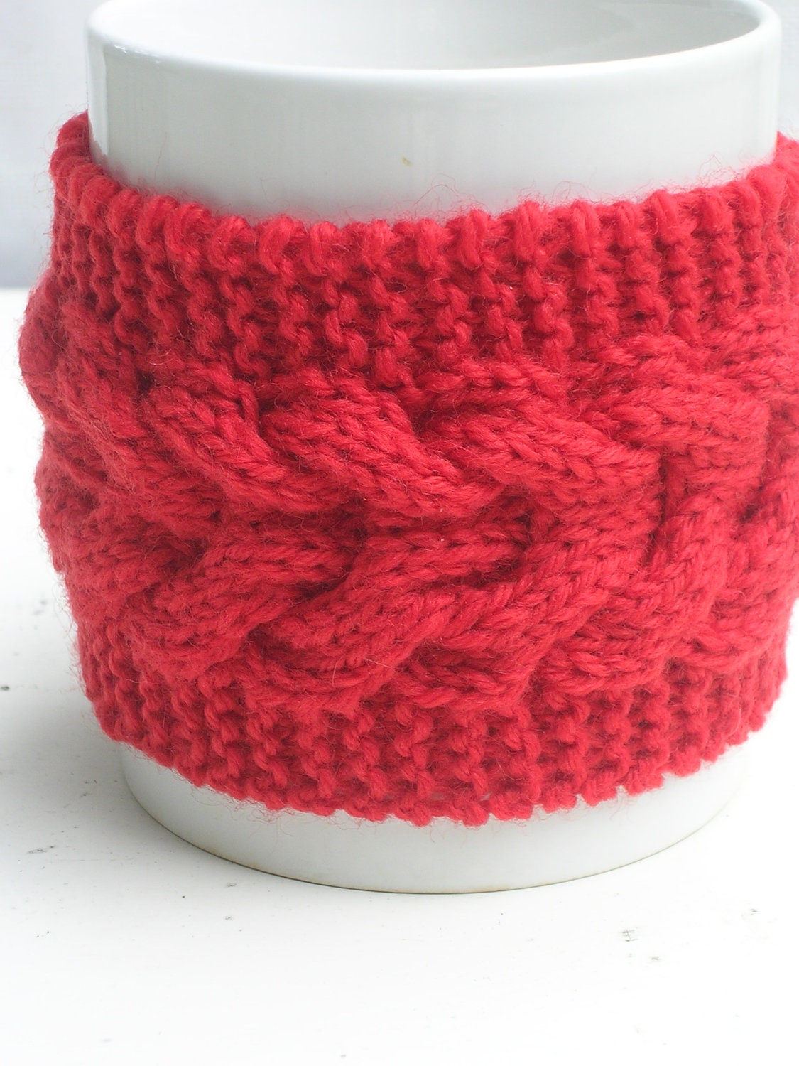 Red Cabled Mug Cozy with Pearl Buttons