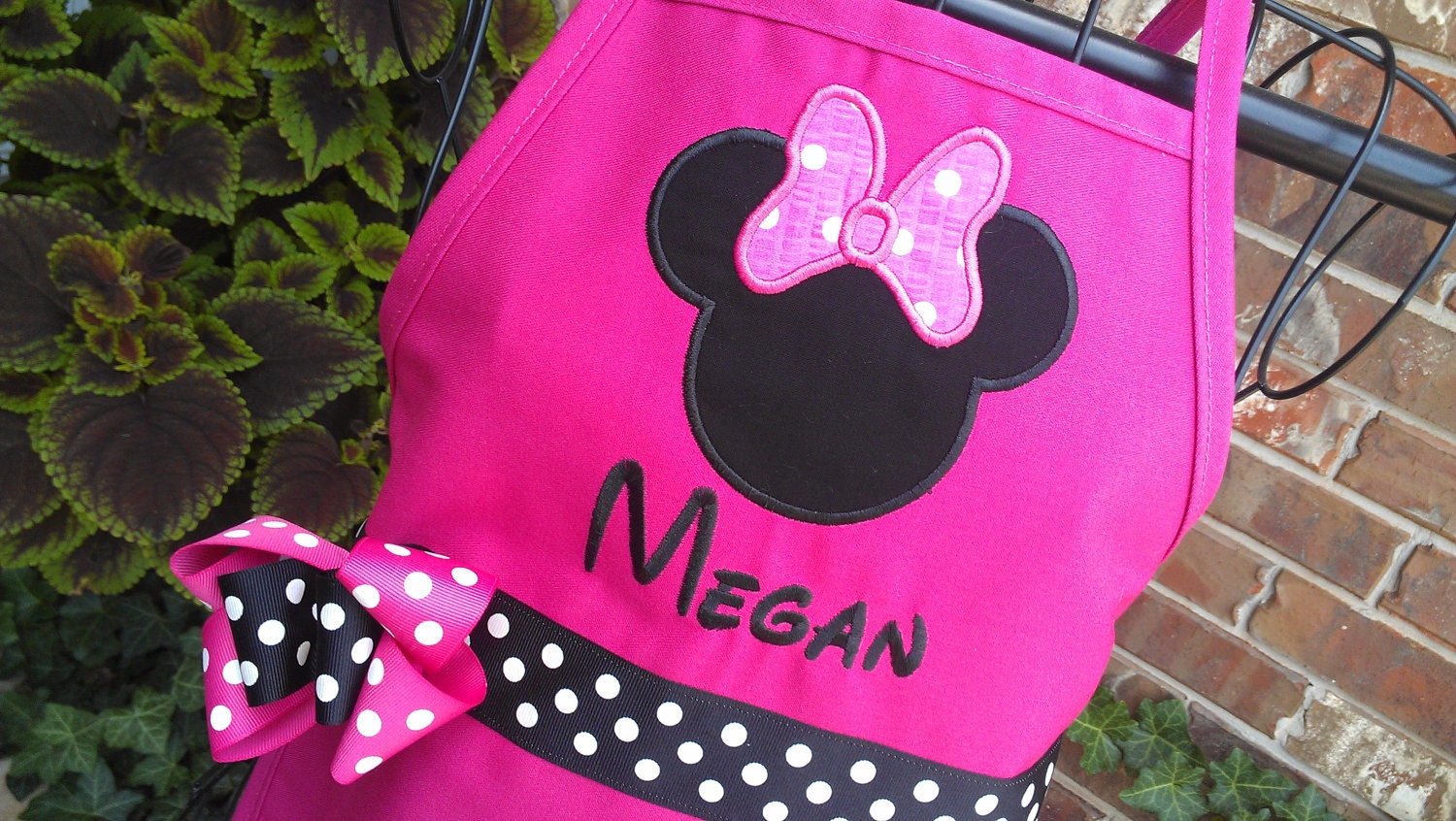 Minnie with Bow Personalized Apron