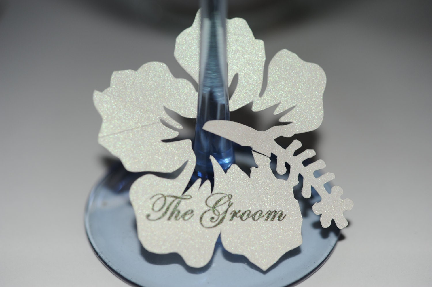 50 Hibiscus Flowers Escort / Place Cards