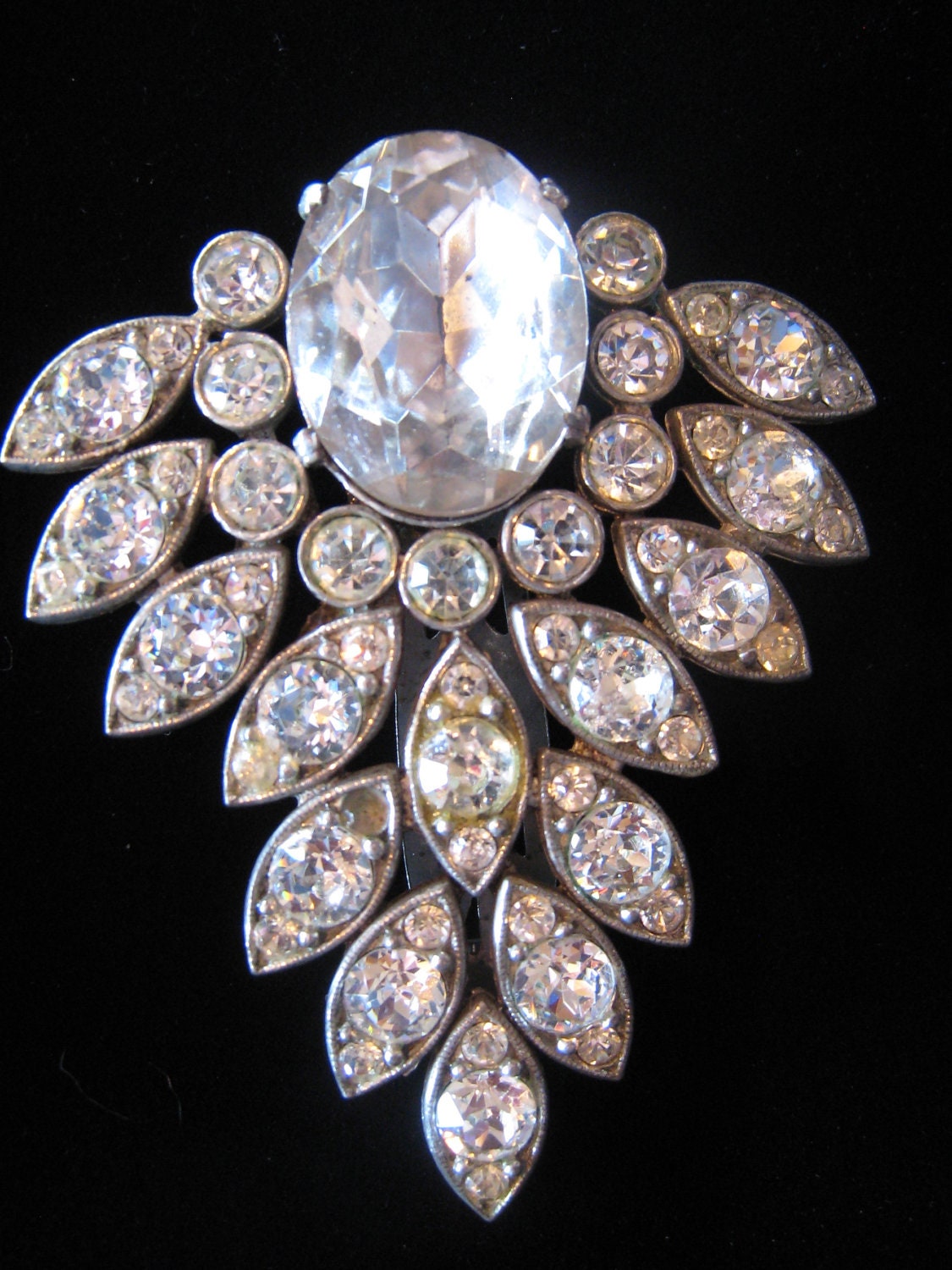 Vintage Art Deco Dress Clip c1940