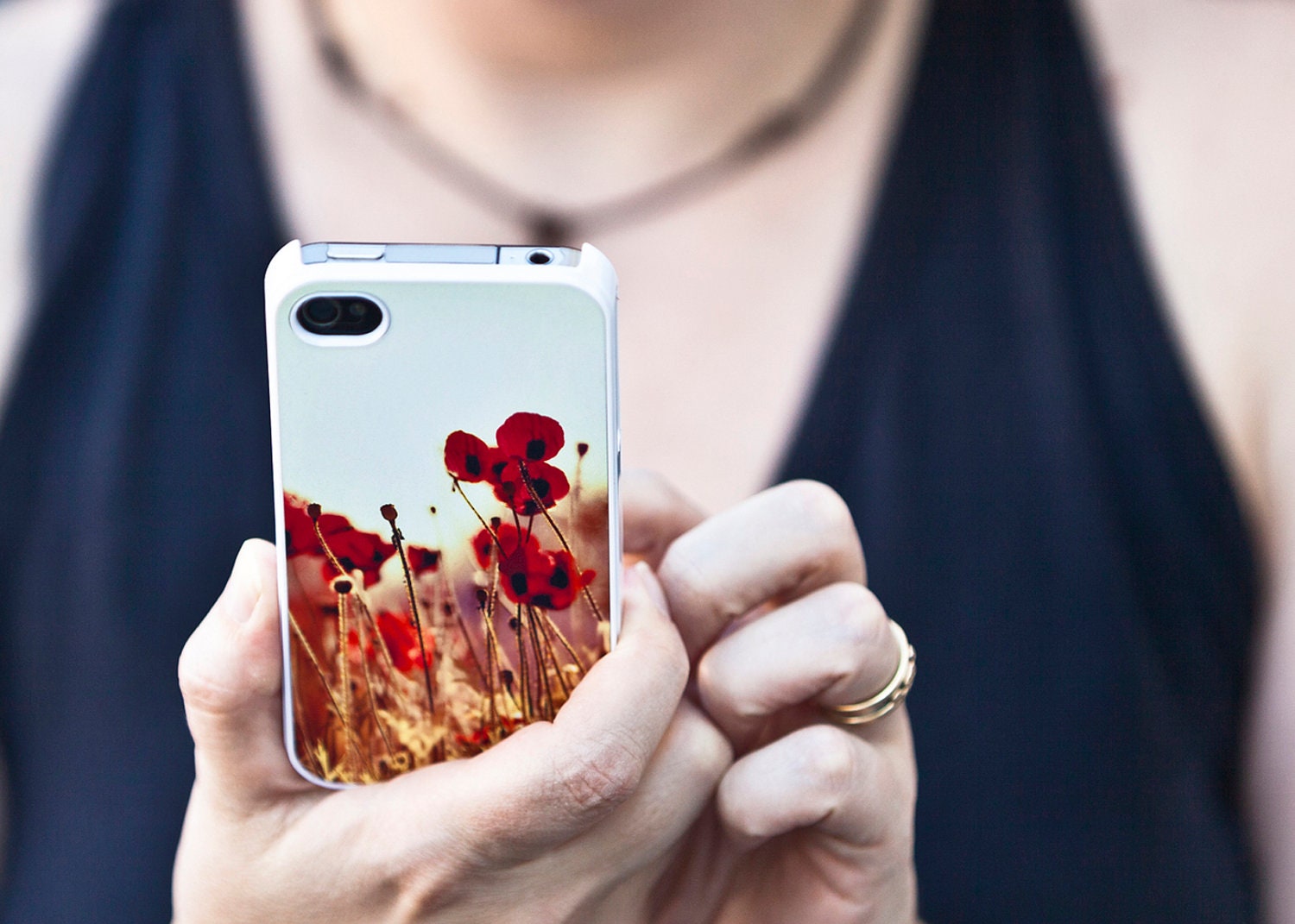 Poppy iPhone 4 case, plastic case, bright red, gadget cover, cell phone case for iphone 4, girls and women