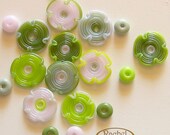 Green and Pink Flower Glass Beads,  Handmade Lampwork Glass Beads set (20 )