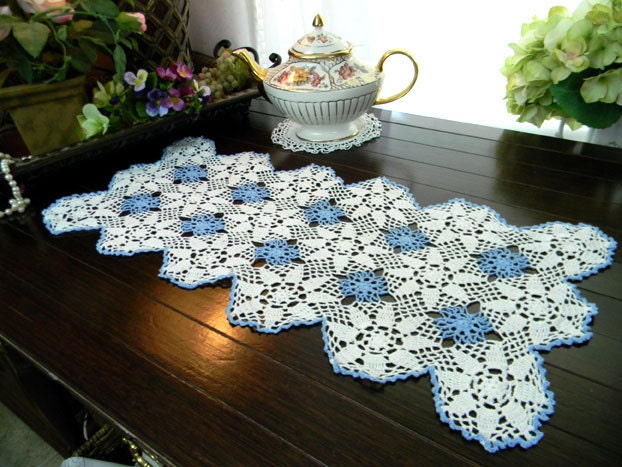 Short Crochet Table Runner or Placemat in White and Blue - Hand Crocheted 8019