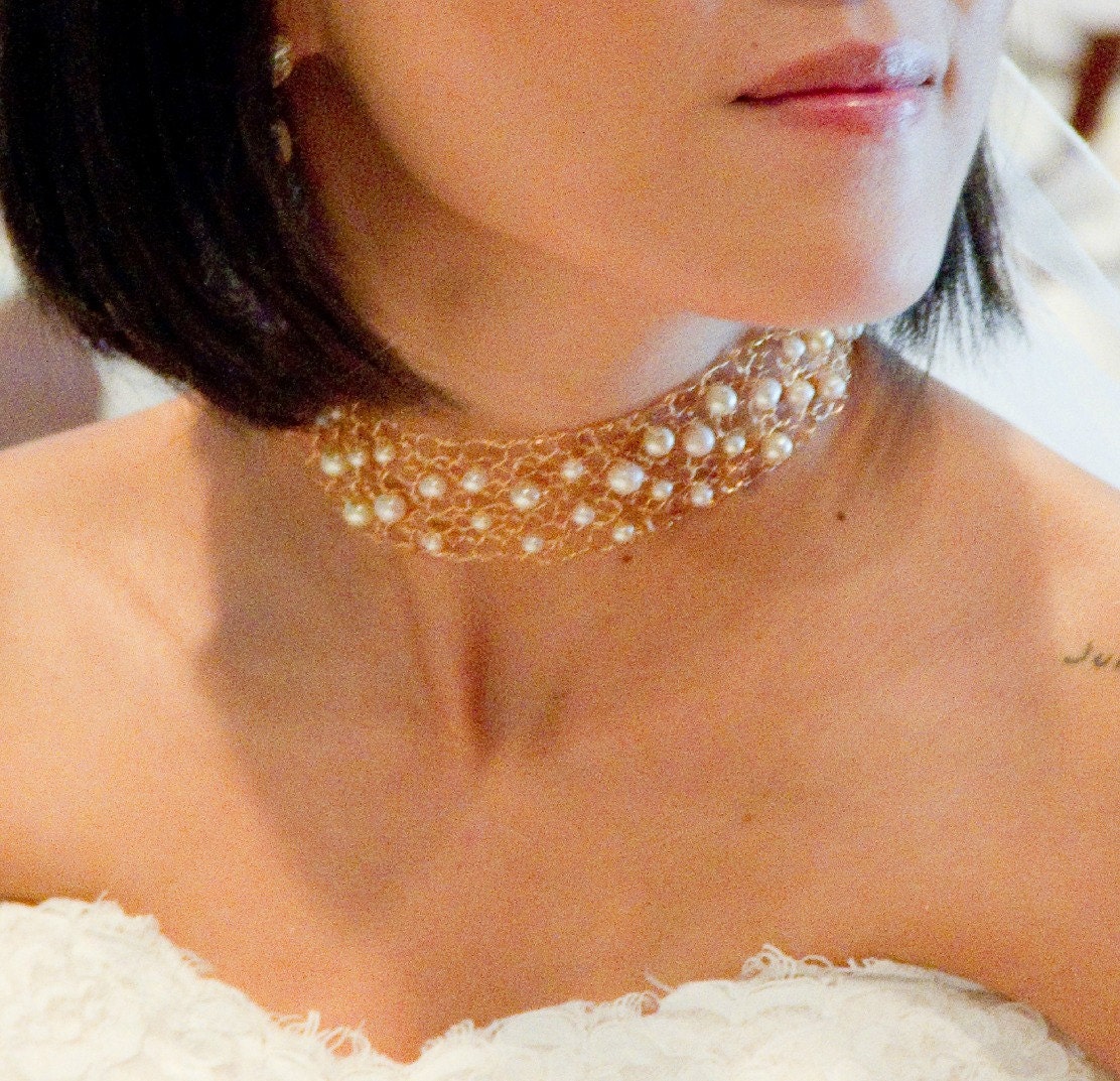 Unique Gold Wire Ivory Pearl Choker Delicate Lace Knit Wedding Bridal Necklace Ivory Champagne Pearl Gold Stunning Modern Bride