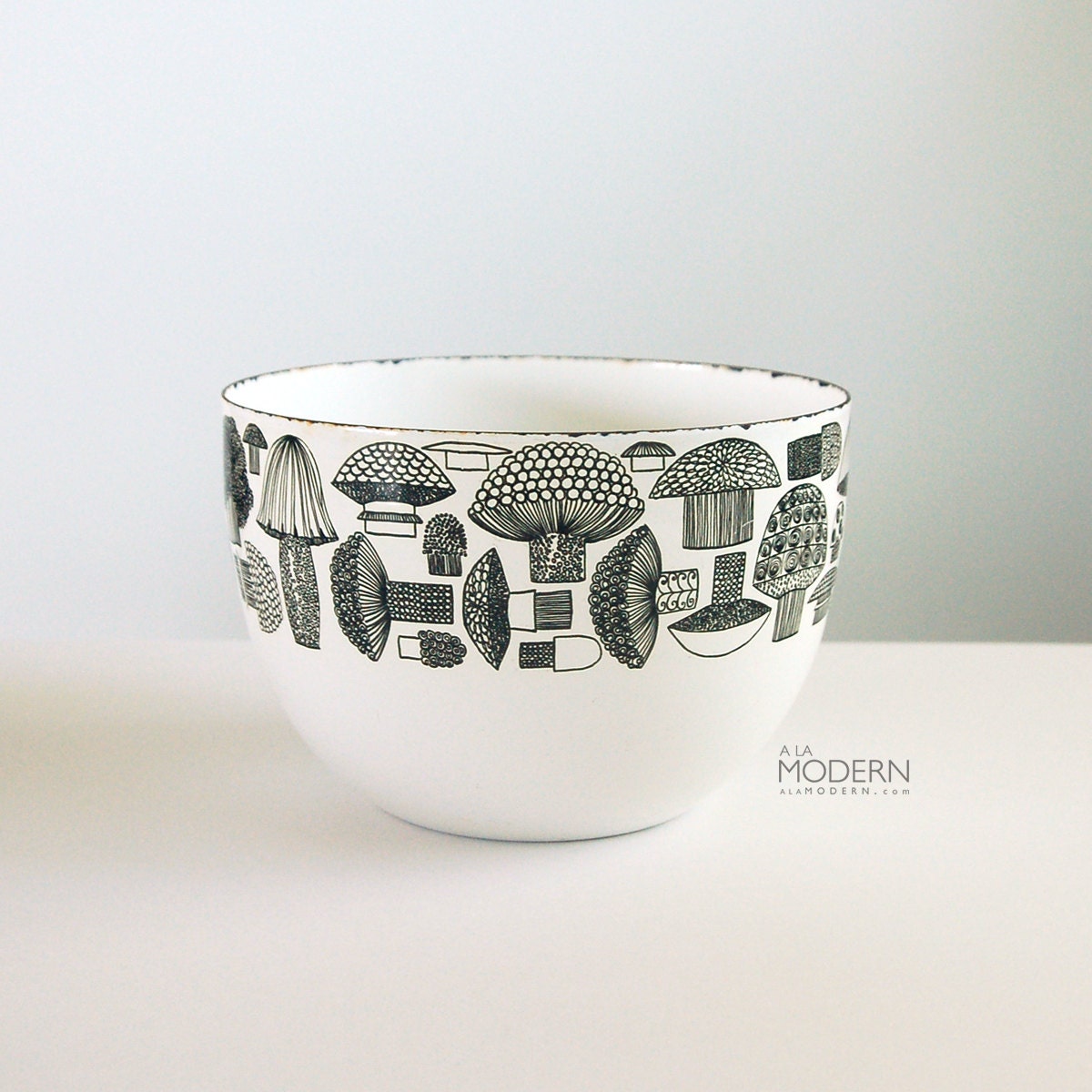 Finel Arabia Enamel Mushroom Bowl Kaj Franck Mid Century