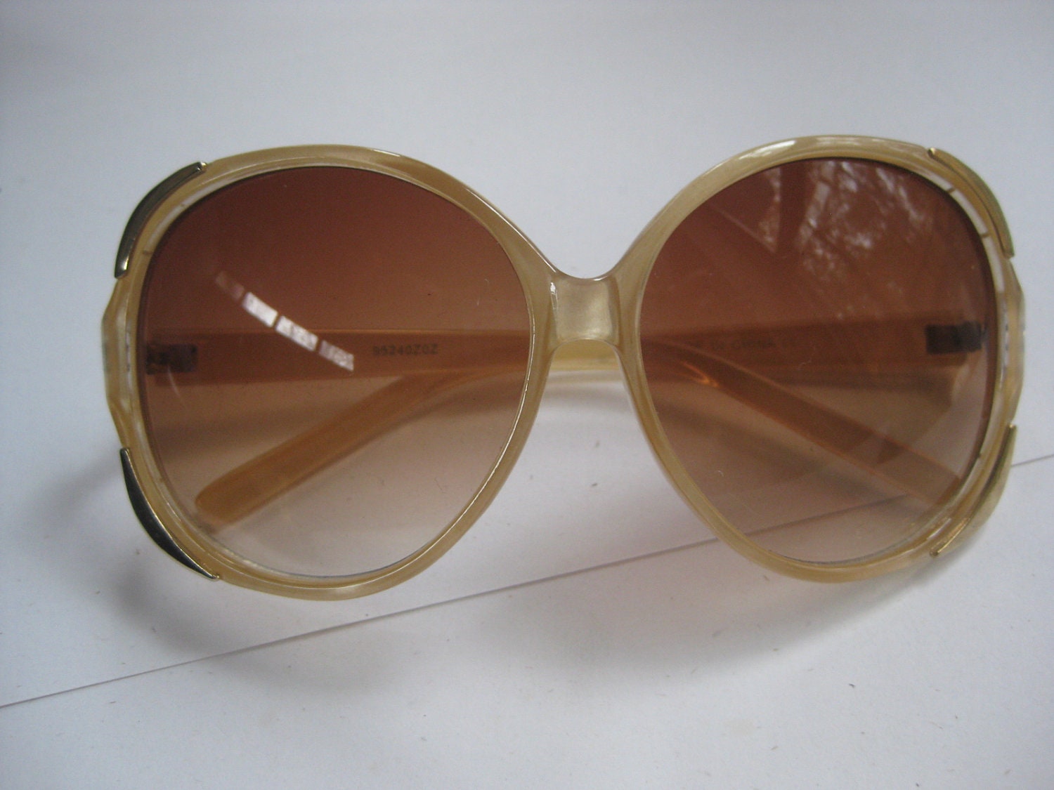 Vintage Oversized Eyewear Beige Cream with Gold Tone Frame Accents Retro Frames FREE SHIPPING
