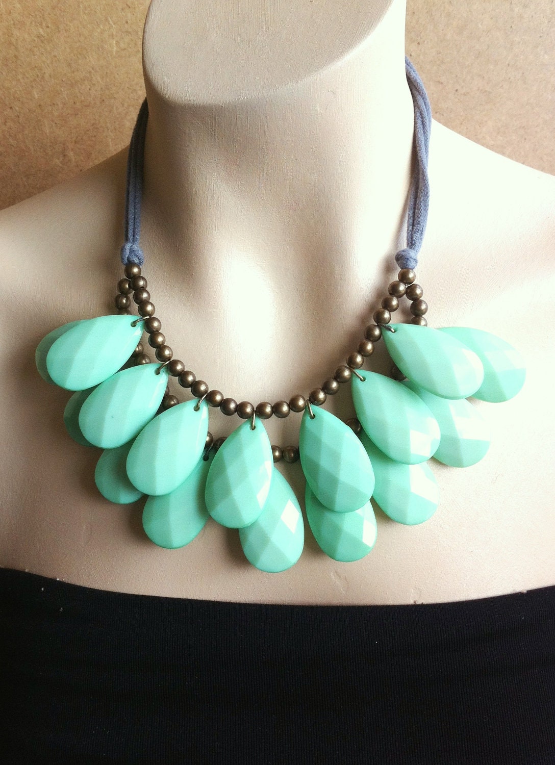 Mint Seafoam green Briolette Bib Statement Necklace Jersey Tie Stormy Seas Anthropologie, Perfect Storm