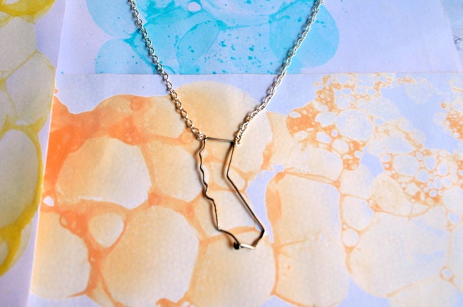 California Necklace - Silver Wire Cali State Outline Pendant