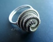 Wire wrapped Organic Ring In Sterling Silver. Size 6 1/4.