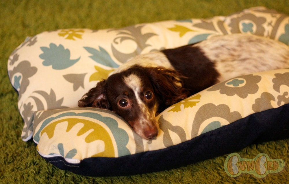 Deluxe Bunbed Dog bed for Dachshunds and other small dogs - Gray Blue Scrolls Vines