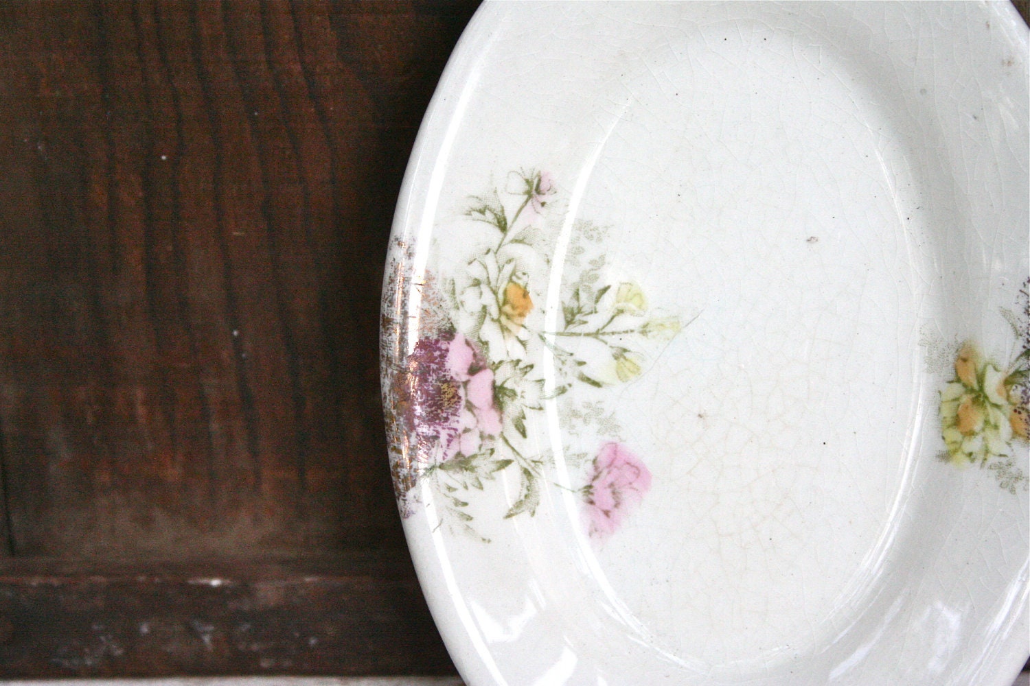 A Lovely Vintage Soap Dish - Super Shabby Chic