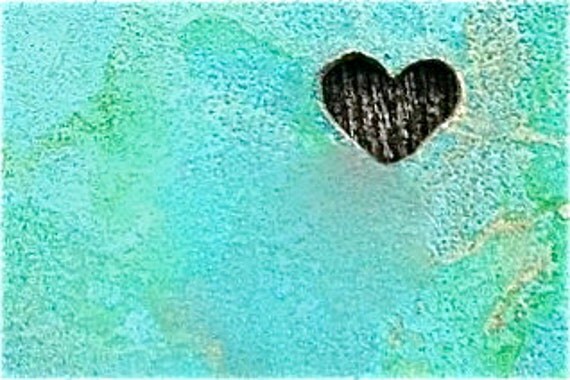 Cut out heart option. PLEASE do not order without additional NECKLACE PURCHASE. Please purchase the State necklace first.