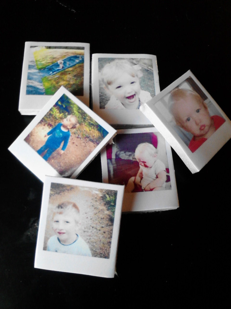 Mini Polaroid Magnet Set