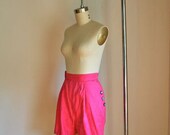 vintage sailor shorts - FUCHSIA high waisted linen shorts / S