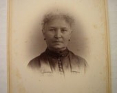 Cabinet Card Photo Bradford PA Antique Woman Detlor Dow Photographer Vintage