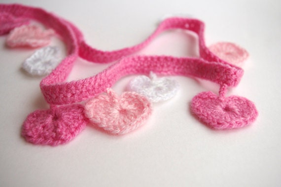 Tiny Heart Garland Valentines Day banner Wool Bunting baby shower