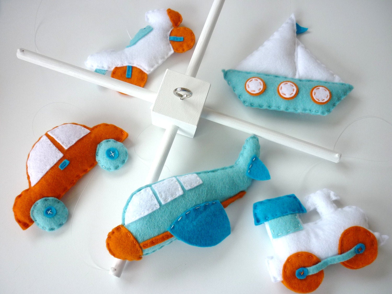On the Go - Transport Baby Mobile - Crib Mobile