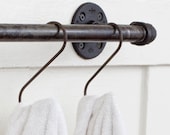 18 Inch Plumbing Pipe Storage Bar - Towel Bar Pot Rack Coat Rack - Reclaimed Industrial Steel Plumbing Pipe // Ebonized Rust Patina