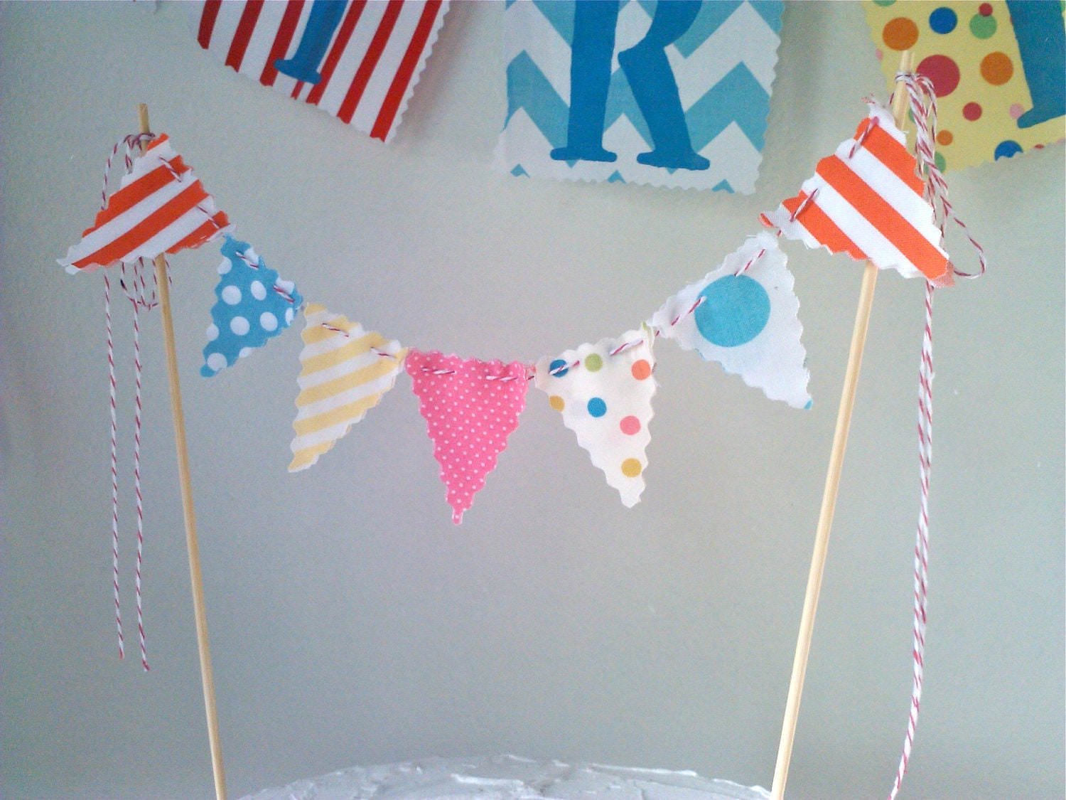 Cake Bunting Old Fashioned Circus Style Fabric bunting single row