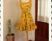 ADORABLE 1960's Baby Doll Golden Yellow Floral Raw Silk Mini Cocktail Dress w/ Shelf Bust, Large Ruffle Hem & Bow - Mod  - Size L