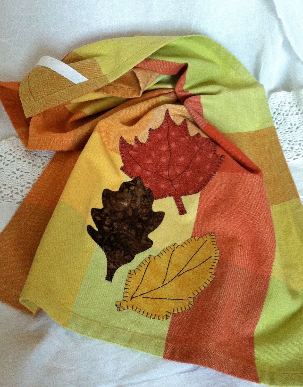 dish towel fall leaves applique