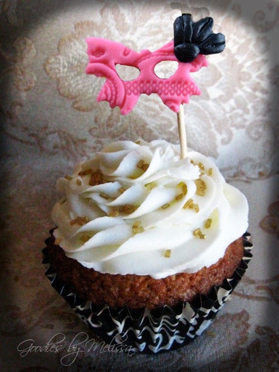 24 fondant mini masks (EDIBLE) Il_570xn