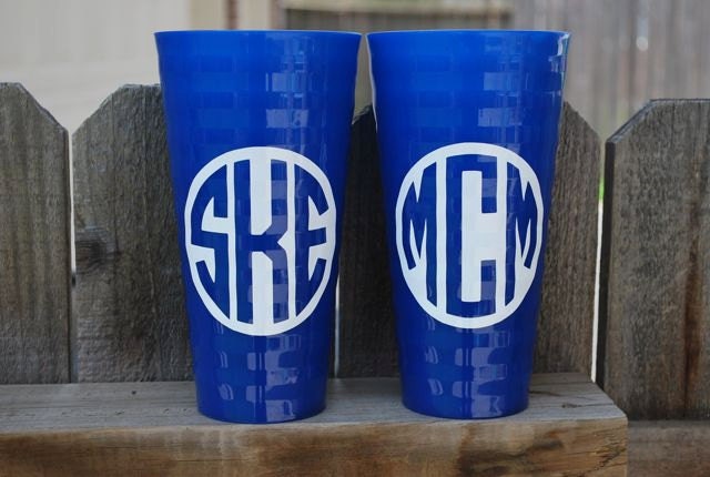 Personalized Plastic Cups (wavy) - Set of Two