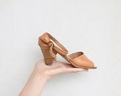 1970s Tan Leather Peeptoe Shoes / 6
