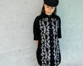 Bambo Goddess - Vintage 80s/90s Black Gauze Cotton Oriental Tunic Blouse w/ Lovely White Batik Block Print - Button Up Shirt/Mini Dress
