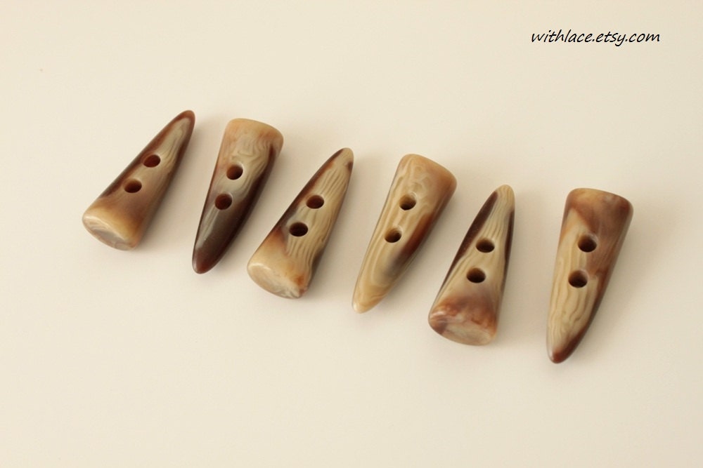 Set of 6 large faux horn buttons---caramel and honey colored