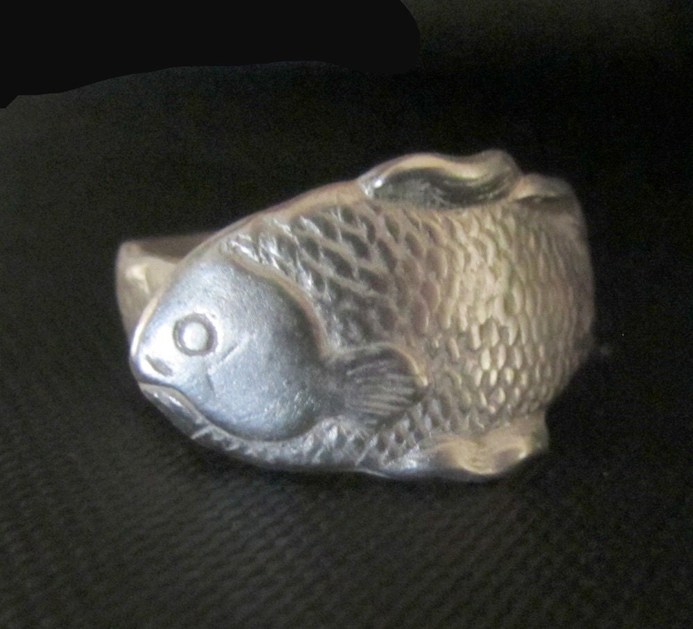 Fish Ring