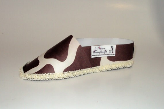 Paper Shoe Giraffe Print Tom Look A Like Shoe
