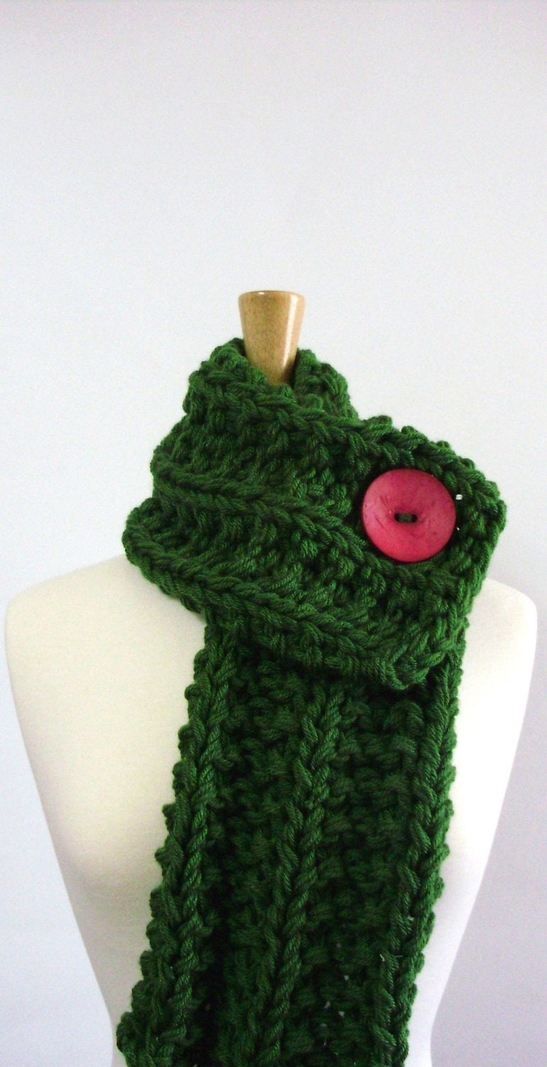 Kelly Green Chunky Knit Cowl Scarf with Large Pink Button