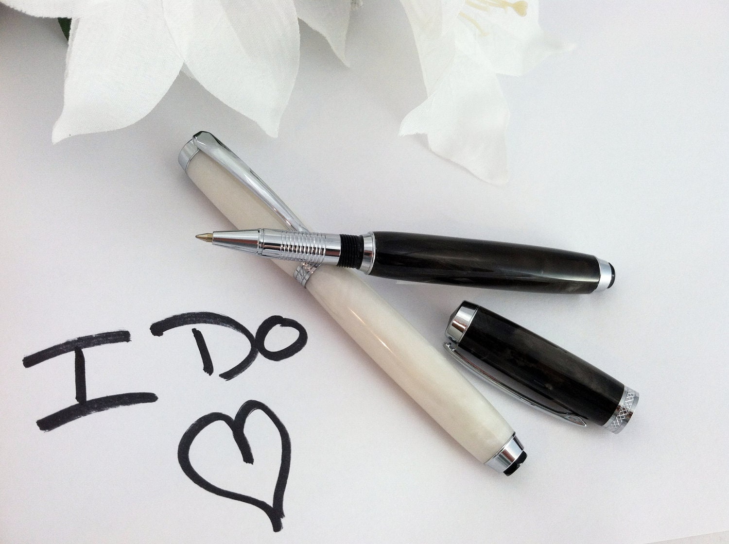 Bride and Groom Wedding Pen Set - Hand-Crafted White and Black Pearl His and Hers Wedding Guest Book Pens - Free Engraving