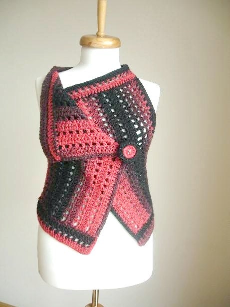 TWO In ONE Asymmetric Vest By Crochetlab,  New season,  Wool Vest and Neckwarmer in same design,  Ready to Ship, OOAK, Black and Red