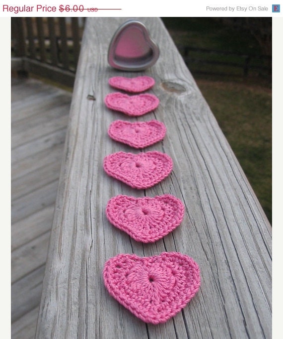 ON SALE Heart shaped tin with pink crocheted mini hearts - appliques - embellishments - scrapbooking - decoration - mixed media - BitsOfFiber