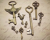 8pcs Assorted Antiqued Bronze Whimsical Vintage Style Key Charm Pendant Drop