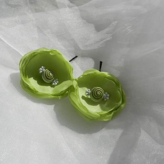 Lime Green Flower Candy Center Bobby Pin Set black friday cyber monday